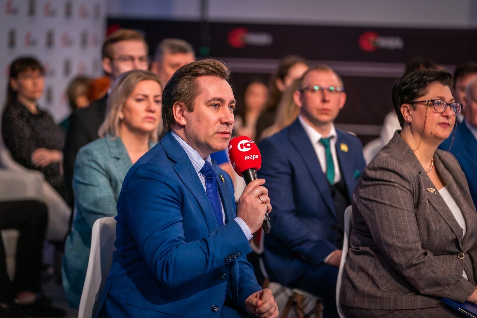 Первый заместитель директора Департамента культуры Югры Владимир Фризен покинул пост.