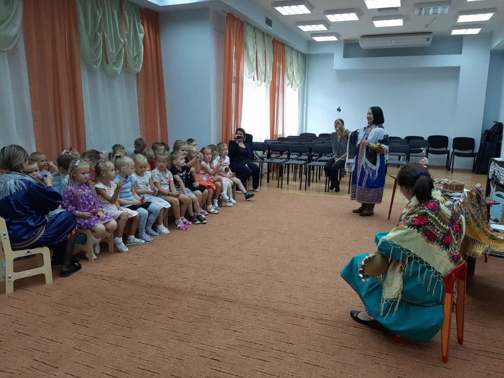 Музей "Торум Маа" проводит занятия на языке коренных малочисленных народов Югры 