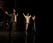 Спектакль «Как родители дочке жениха выбирали» 