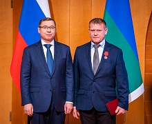  Торжественная церемония вручения наград, посвященная дню образования автономного округа