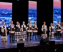 «Возьмемся за руки, друзья»