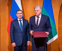  Торжественная церемония вручения наград, посвященная дню образования автономного округа