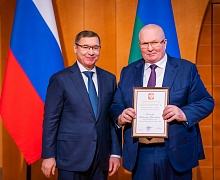  Торжественная церемония вручения наград, посвященная дню образования автономного округа