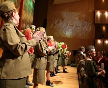 «Вальс фронтовых подруг»