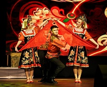 «Возьмемся за руки, друзья»