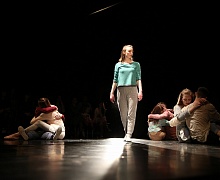 Хореографический перформанс «Смола» 