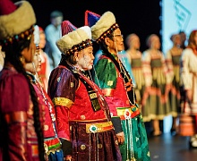 «Возьмемся за руки, друзья»