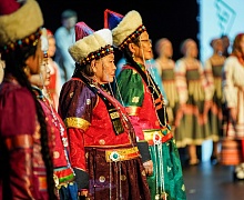 «Возьмемся за руки, друзья»