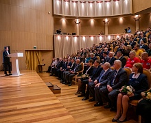  Торжественная церемония вручения наград, посвященная дню образования автономного округа