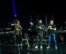 Премьера. Концерт электронной музыки в исполнении "Джаз Бенд" 