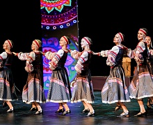 «Возьмемся за руки, друзья»