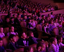 Спектакль "Как чуть не съели королевну Булочку" 
