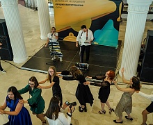 Торжественная церемония вручения медалей лучшим выпускникам Югры