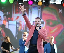 «Праздник песни» с Хором Турецкого 