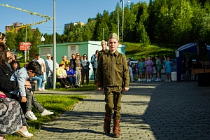 Праздничный концерт-дефиле посвященный Международному дню защиты детей «Я, ты, он, она – вместе целая Страна!» Праздничный концерт-дефиле посвященный Международному дню защиты детей «Я, ты, он, она – вместе целая Страна!»