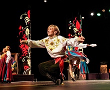 «Возьмемся за руки, друзья»