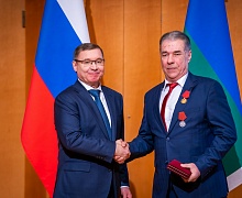  Торжественная церемония вручения наград, посвященная дню образования автономного округа