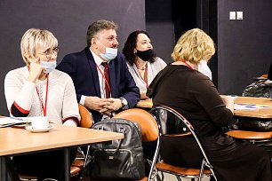 Межрегиональный семинар-практикум  «Вызовы времени. Управление театром в современных условиях»  в рамках II Форума писателей Югры в Ханты-Мансийске