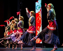 «Возьмемся за руки, друзья»