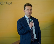 Торжественная церемония вручения медалей лучшим выпускникам Югры