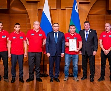  Торжественная церемония вручения наград, посвященная дню образования автономного округа