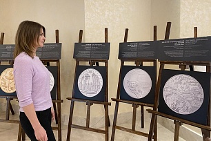 В Ханты-Мансийске открылась фотовыставка Банка России  «Магия театра»