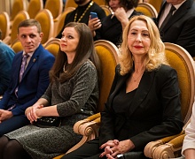  Торжественная церемония вручения наград, посвященная дню образования автономного округа