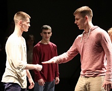Хореографический перформанс «Смола» 
