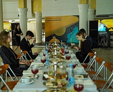 Торжественная церемония вручения медалей лучшим выпускникам Югры