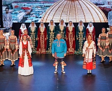 «Возьмемся за руки, друзья»