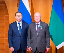  Торжественная церемония вручения наград, посвященная дню образования автономного округа