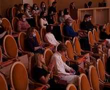 «Концертный оркестр Югры представляет: MOZART»