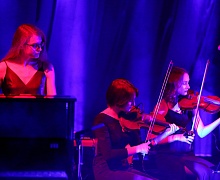 «Hourglass»