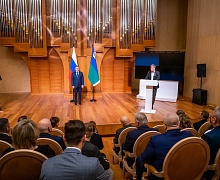  Торжественная церемония вручения наград, посвященная дню образования автономного округа