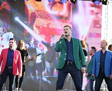 «Праздник песни» с Хором Турецкого 