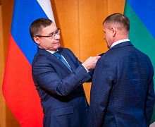  Торжественная церемония вручения наград, посвященная дню образования автономного округа