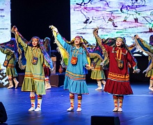 «Возьмемся за руки, друзья»