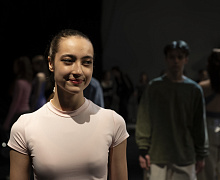  Танцевальный перформанс «Смола»